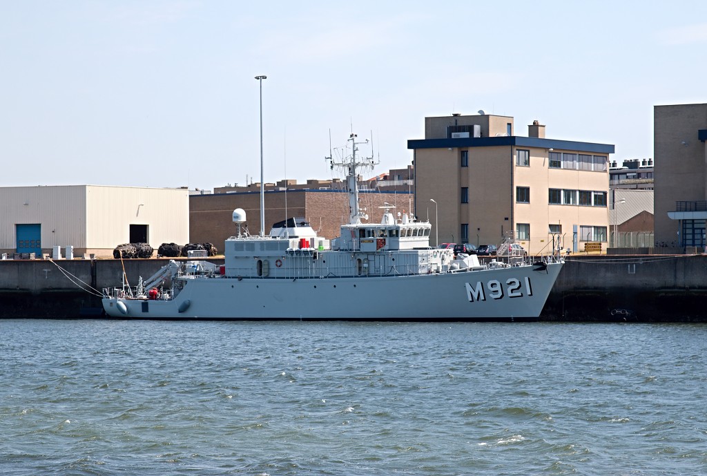 marine navy hdr fregat onderzeeer koopvaardij schip schepen defensie zeemacht vloot armada navo oorlog